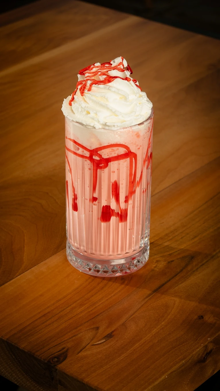 Çilekli Milkshake